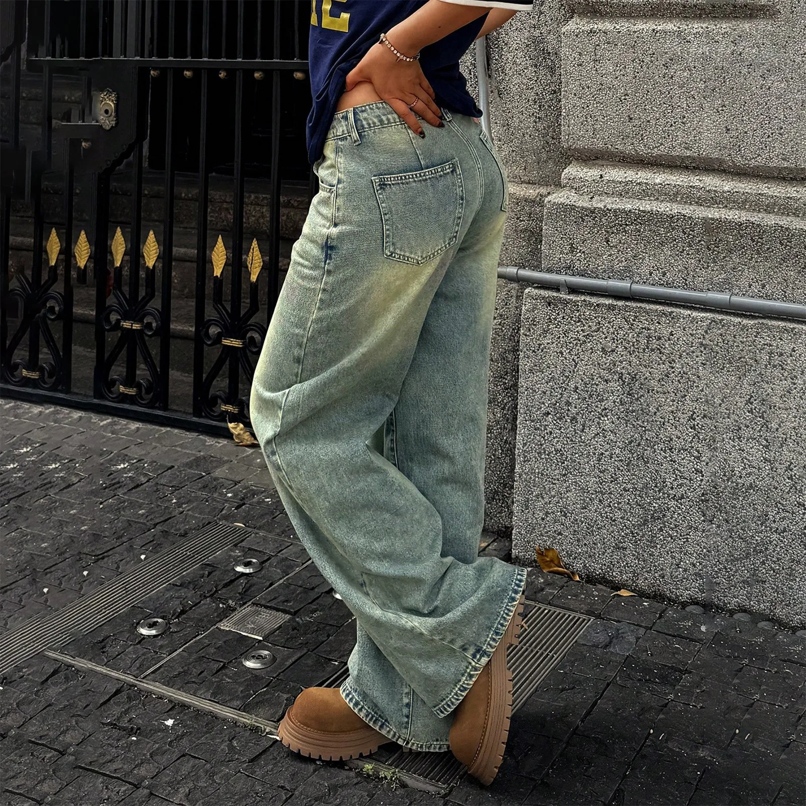 Women Stylish Straight Leg Jeans Loose Button Zipper Casual Street Style Denim Pants Fashion Retro Old Style Denim Trousers