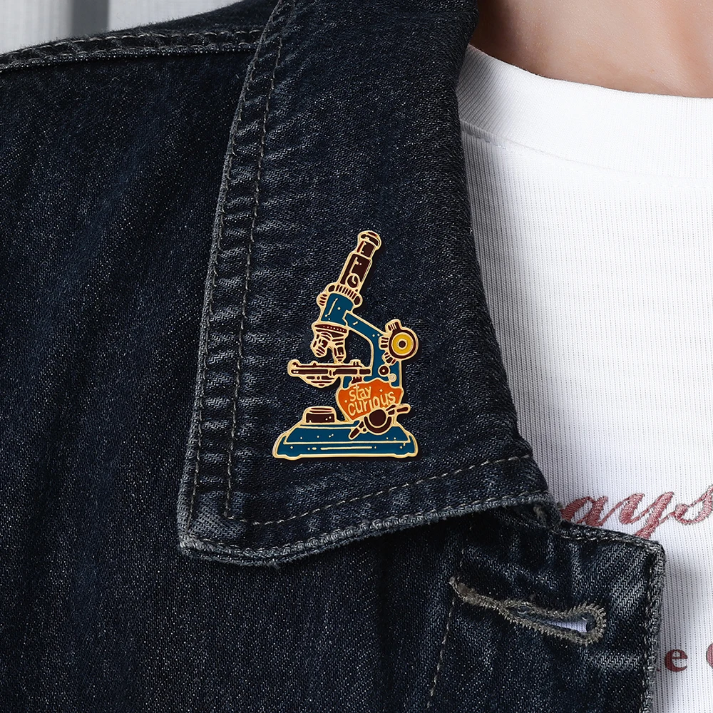 Science Microscope Enamel Brooch Pin Stay Curious Biology Lapel Badge Collectible Jewelry Gift for Doctor