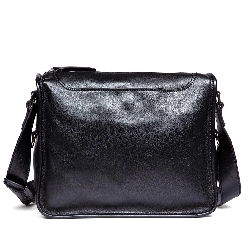 Single-shoulder bag made of top layer cowhide; casual bag for men; fashionable Korean version of genuine leather crossbody bag.