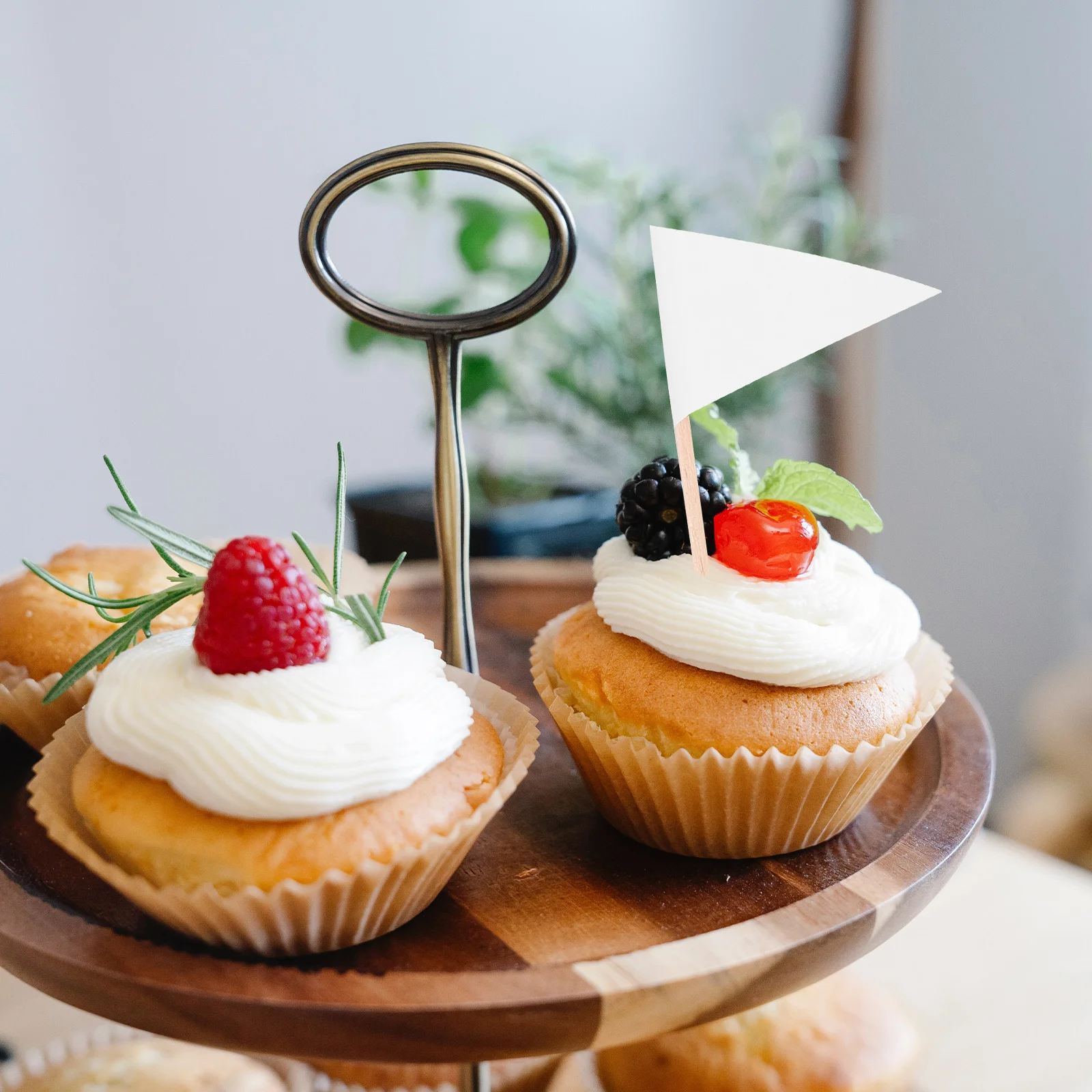 100 Uds. Banderas para palillos de dientes, triángulo pequeño, banderas para comida sólida, adornos para magdalenas, selecciones de decoración para aperitivos y frutas y queso