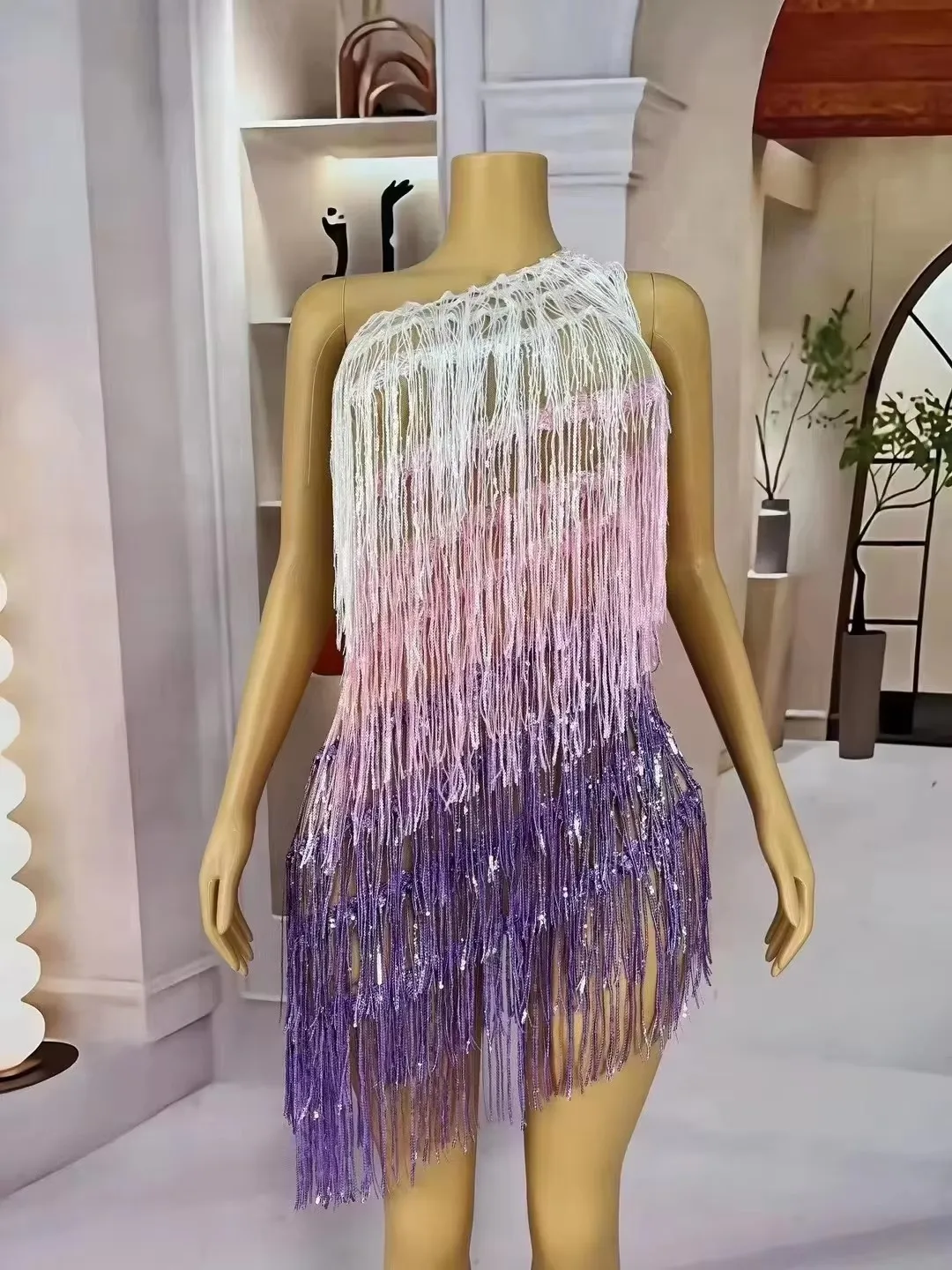 여성 스팽글 술 라틴 댄스 원 숄더 컬러 풀 한 드레스 메쉬 프린지 드레스 댄서 팀 경쟁 무대 공연 의상