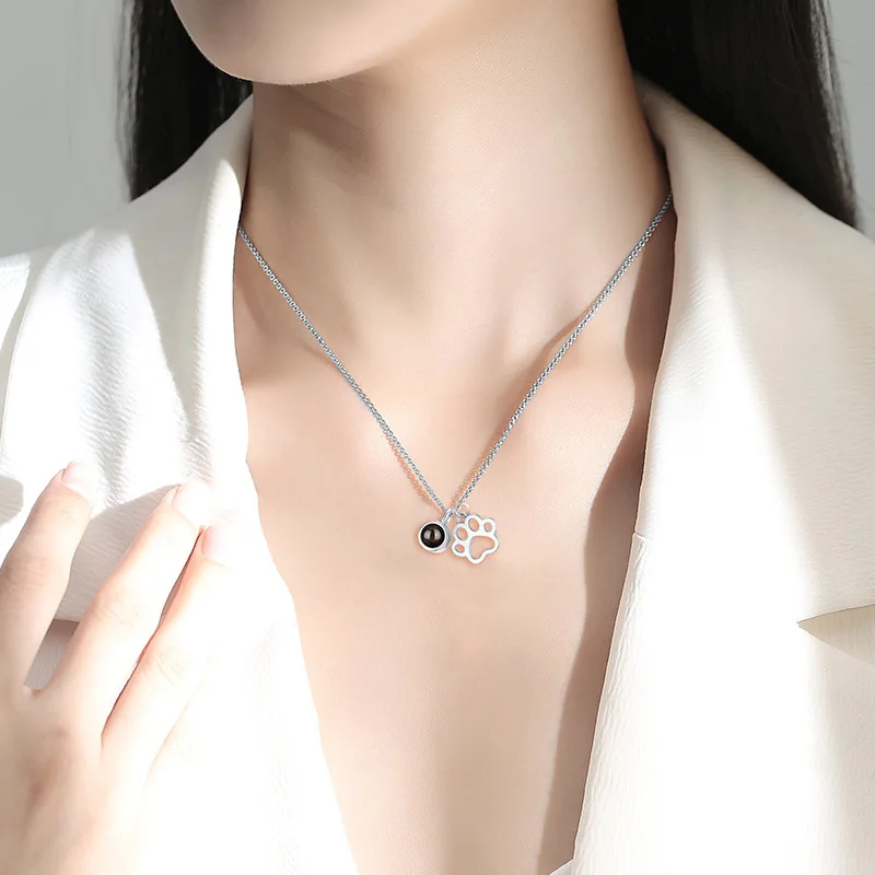 Stainlesss Steel Cute Dog Paw Necklaces With 100 Languages I Love You Projection Pendant For Women 2025 Birthday Gifts