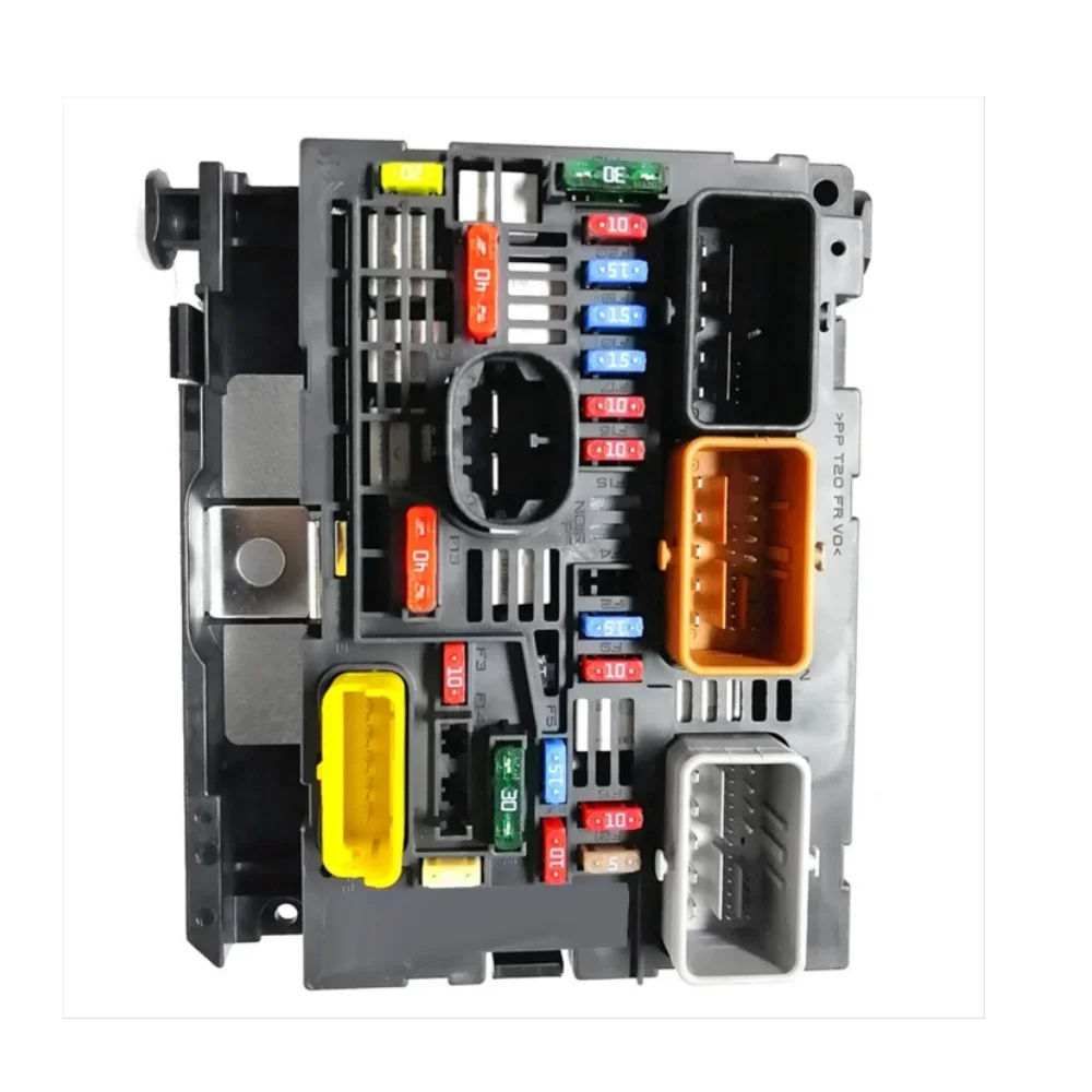 

Used Genuine Bonnet Fuse Box Unit Assembly Controller BSM R05 9666700480 for Peugeot 307 308 408 Citroen C4 Berlingo