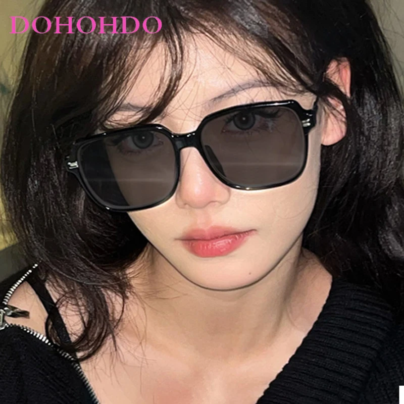 

New Trend Rice Nail Square Frame Sunglasses Women Men Vintage Simple Design Outdoor Driving Summer Traveling Sun Glasses UV400