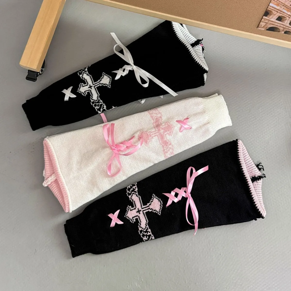 conjunto-de-meias-lolita-com-cordao-e-perna-larga-cruzada-conjunto-de-inverno-quente-de-acrilico-tricotado-para-meninas-jk