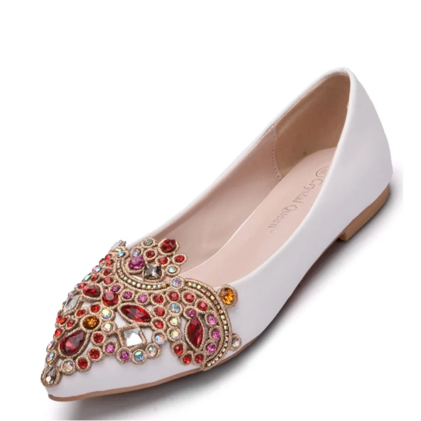 Sharp pointed flat bottomed rhinestone wedding shoes, casual single shoes, foreign trade flat heel plus size women's shoes