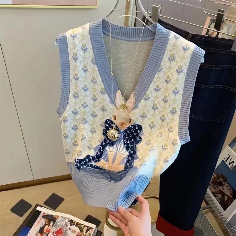 

Embroidered V-neck Knitted Vest Women's 2025 Spring New Temperament Casual Sweet Versatile Sweater