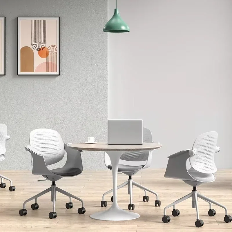 Modern luxury executive ergonomic rotating mesh office chair can be wholesale and sold at a low price