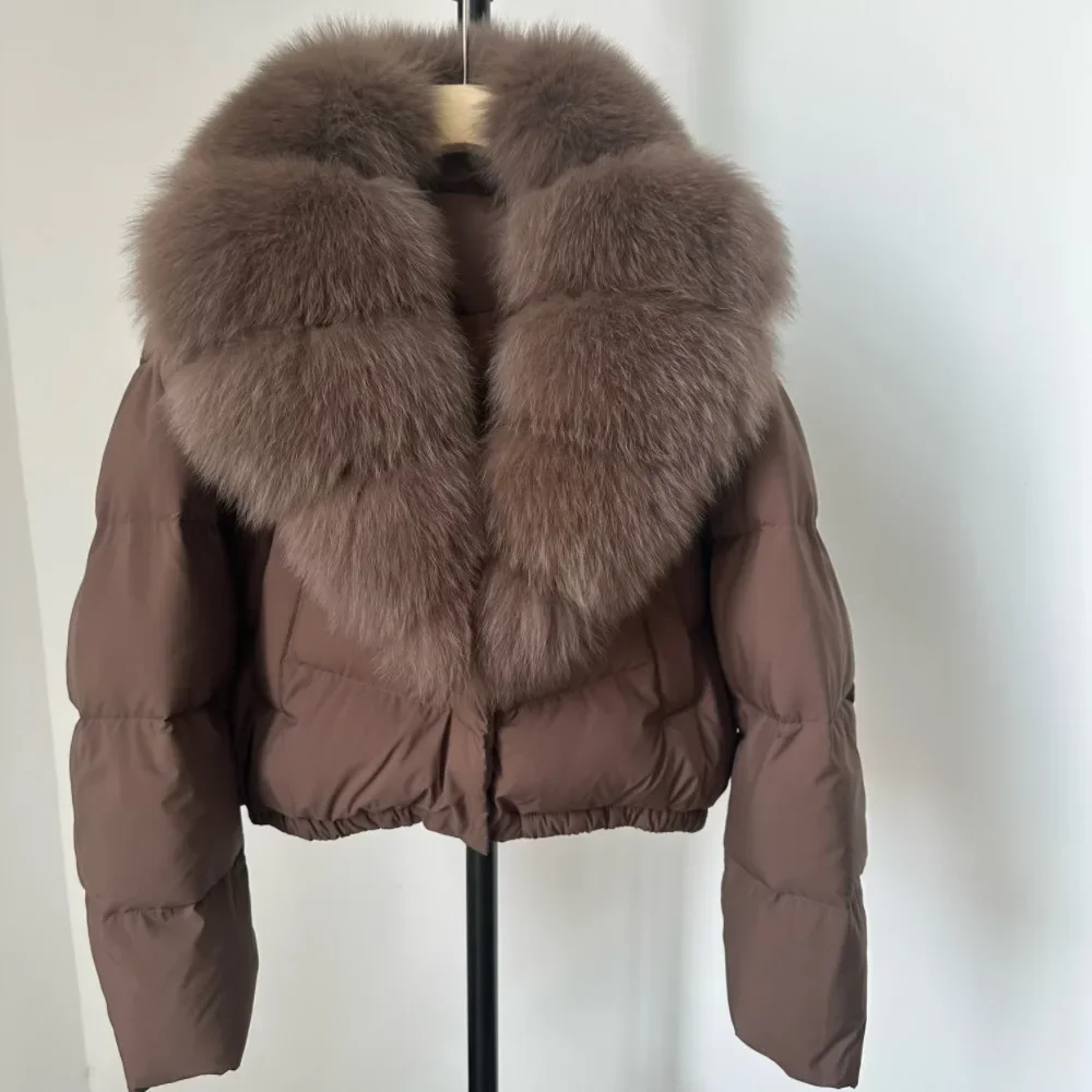 2025 New Women's Short Down Coat with Big Fox Fur Collar Luxury Fashion Elegant Versatile Winter Jacket