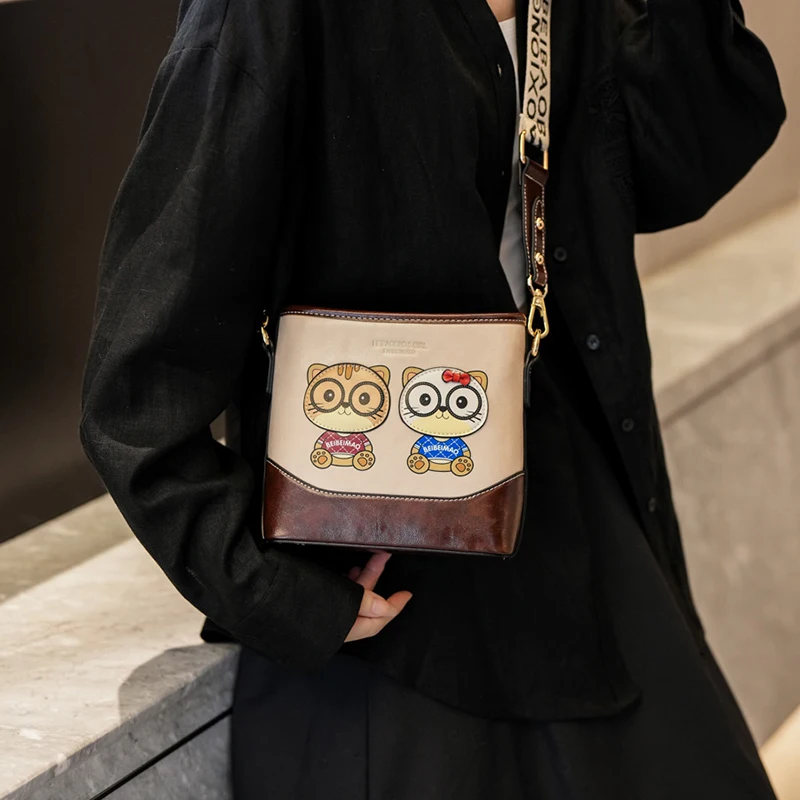 

Милая сумка через плечо с мультяшным принтом, унисекс, повседневная, для пар, подростков, молодежи, для ежедневного использования, маленькие сумки для мужчин и женщин