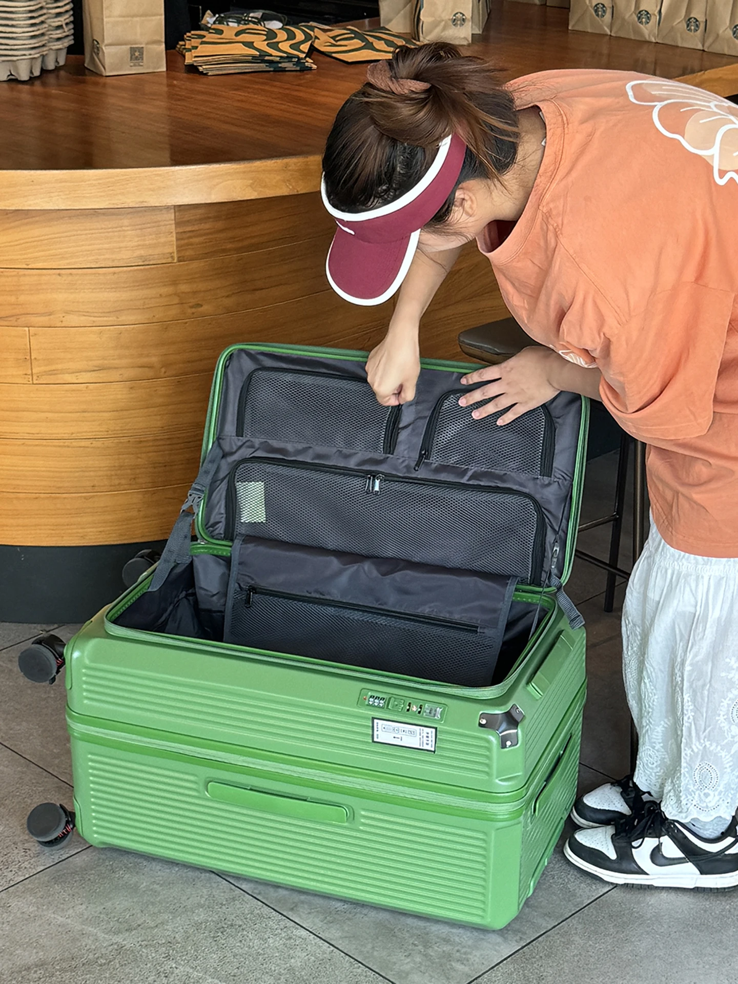 

Новый большой расширяемый дорожный чемодан большой емкости с боковым отверстием, 28 дюймов, мужской 20-дюймовый бесшумный посадочный чемодан с тягой