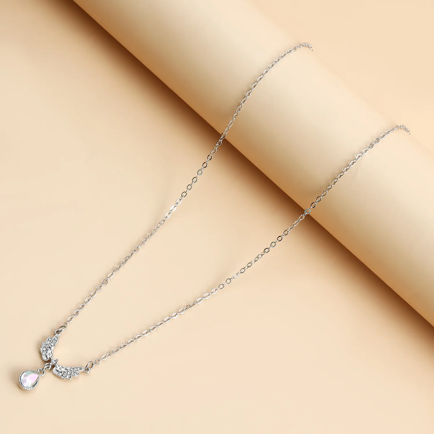 شخصية الموضة أجنحة الملاك قلادة قلادة المتخصصة الفاخرة حفل زفاف المرأة Clarbone قلادة عطلة مجوهرات هدية