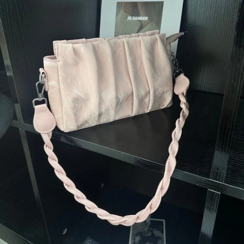 

Luxury Seagrass Tote Bag For Women Designer Inspired Summer Beach Bag With Natural Fibers And Leather Trim