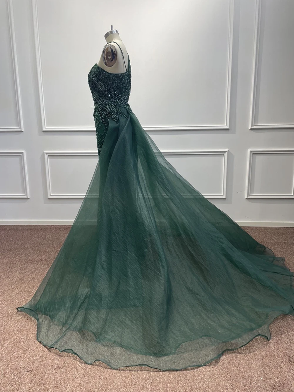 Prom Dresses Beading Pearls Sequined  Luxury Emerald Green Evening Dress Floor-length Zipper Up Oneshoulder Evening Dresses