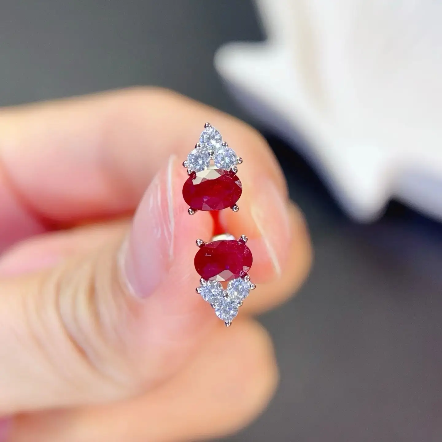 925 Silver Natural Ruby Stud Earrings with Certificate Minimalist Design Silver Earrings for Daily Commute, Women's Fine Jewelry
