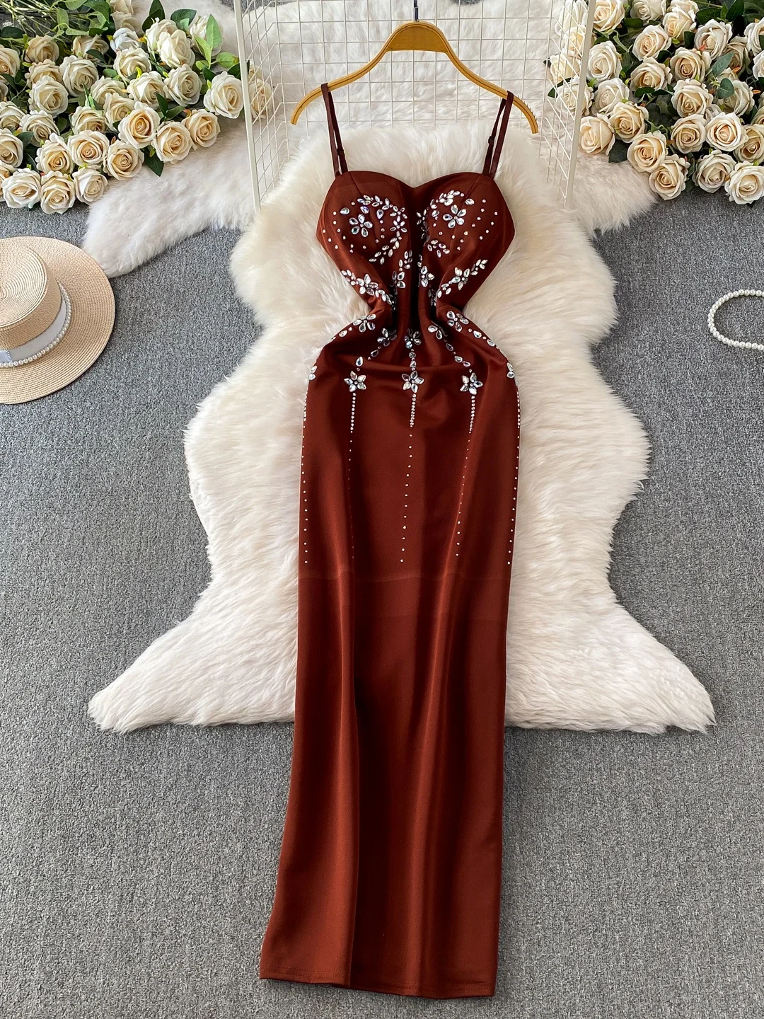 Elegant Light Luxury Diamond Women's Slim Fit Strapless Dress Spring Autumn High Waist A-Line Skirt Elegant Slit One Step Dress