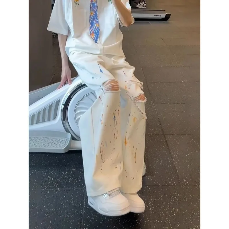 Summer White Perforated Graffiti Splashed Ink Jeans Men Student Trend Loose Straight-leg Pants Fashionable and Casual 2026 New