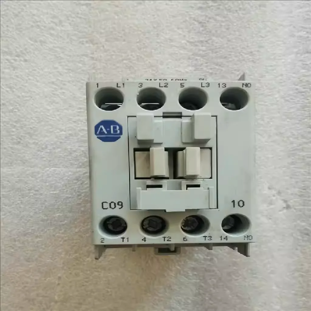 

Контактор 100-C09*10 220VAC -3 шт. и CAT6 RJ45-100 шт. (специальная ссылка)