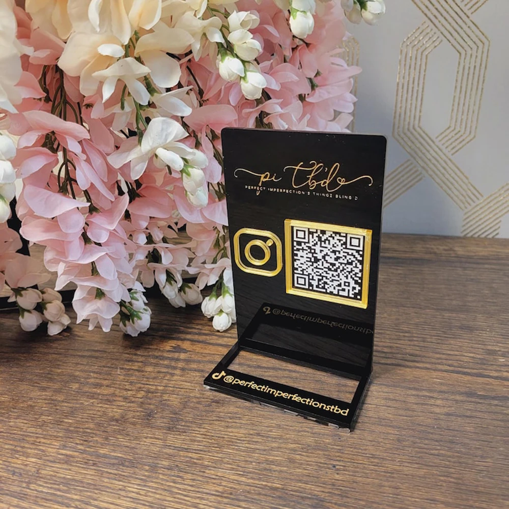 لافتة رمز الاستجابة السريعة من الأكريليك للأعمال Instagram Facebook Social Media Salon Beauty Use حامل بطاقة متضمن لوحة زخرفية شفافة