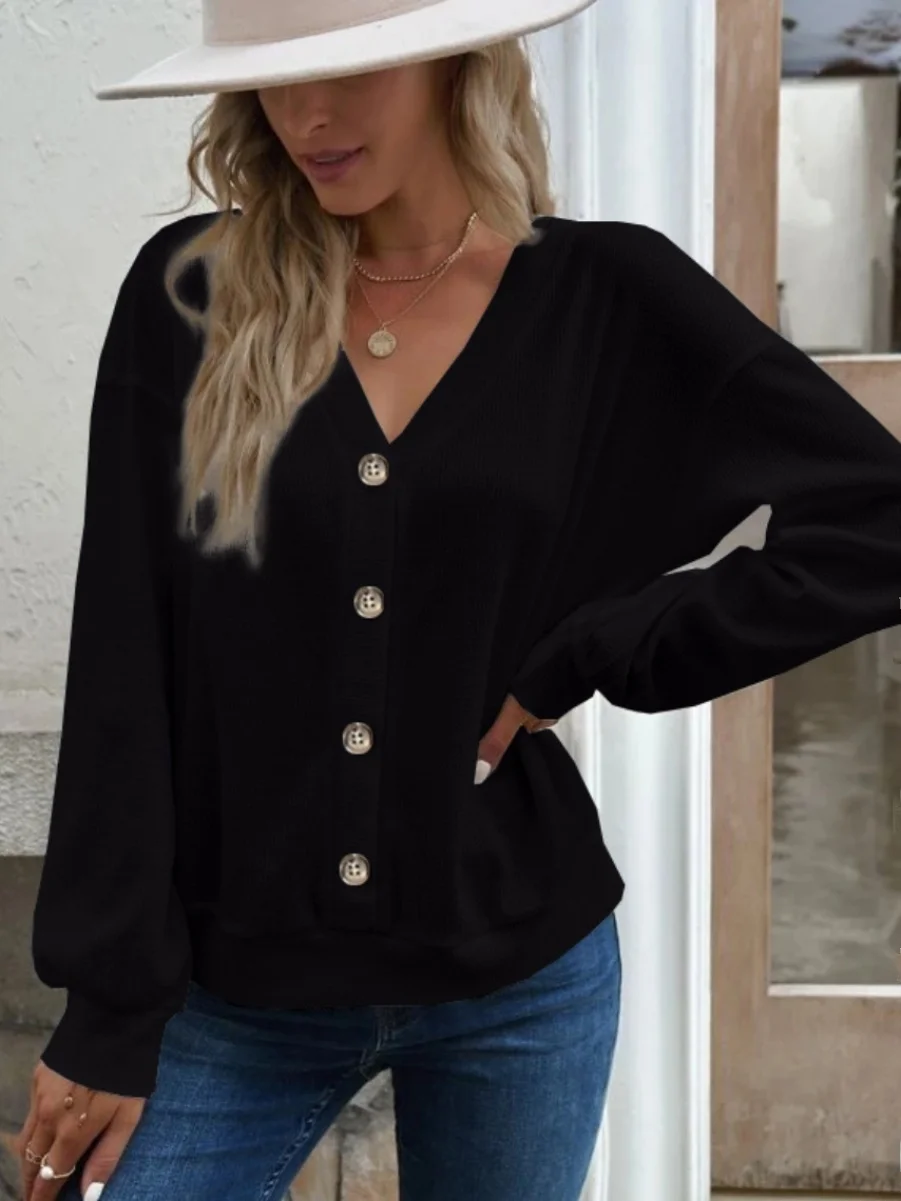 

Loose Long Sve V-Ne T-irt Women's Casual Comfortable Oversize Pure Color Street Sle Autumn Wear Button Detail