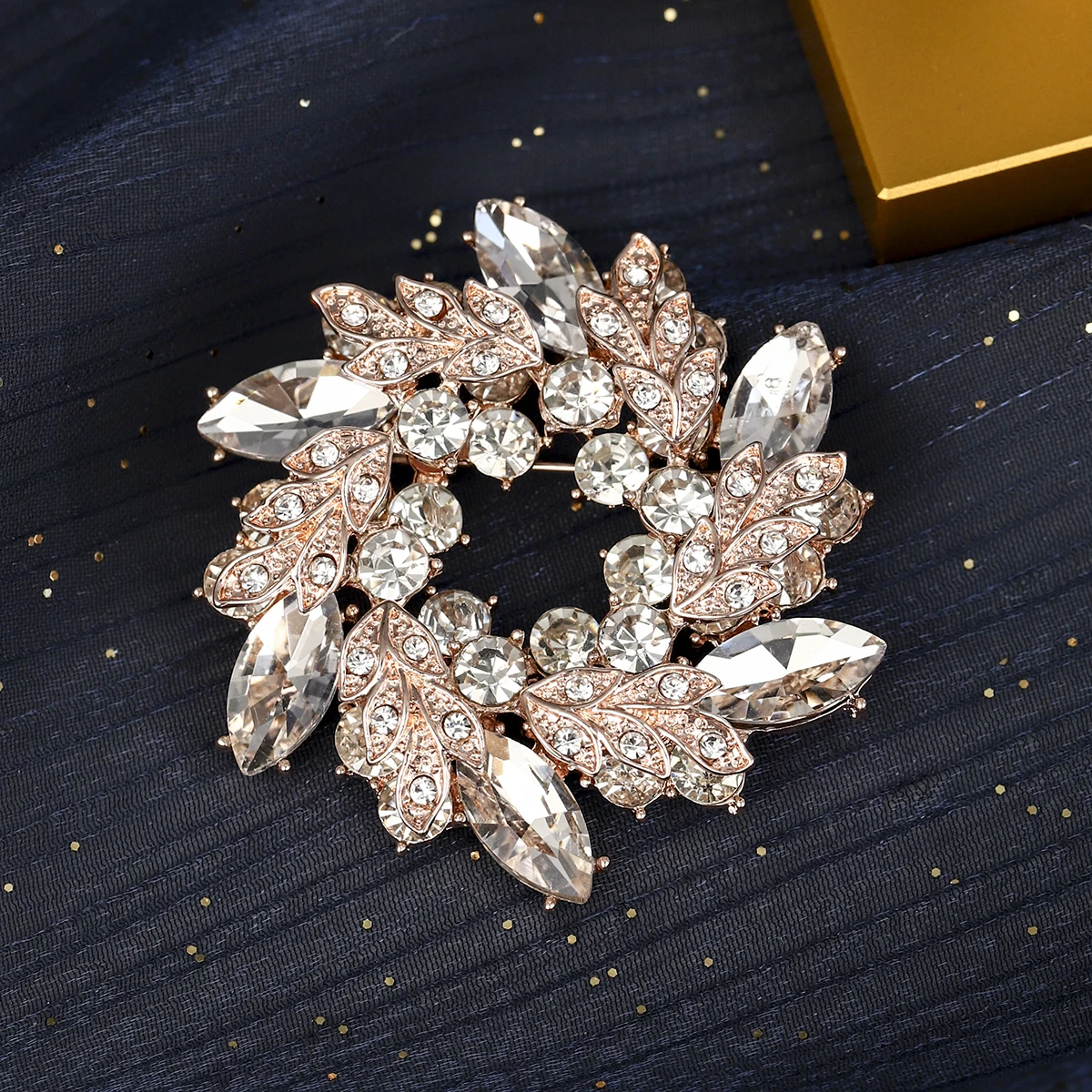 Kristall Diamante Metall Blume Brosche Anzug Rock Pin Dekoration Schmuck Zubehör Geburtstags geschenke für Freunde Urlaub Schmuck – Detail 5