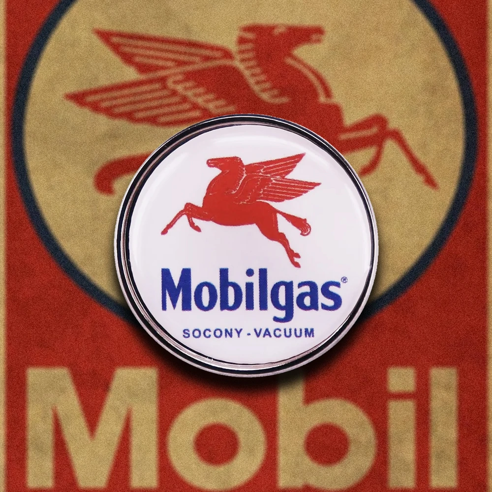Retro STP-Motor-Oil Castrol Motor Oil UNION 76 Gas Station Mobilgas-Logo Enamel Pin Button Badge Brooch for Backpacks Gift