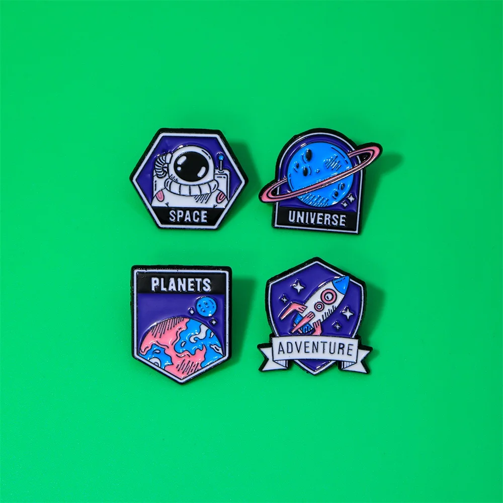 4Pcs/Set Galaxy Collection Enamel Pins Space Adventure Universe Planets Brooches For Bag Backpack Clothes Decoration