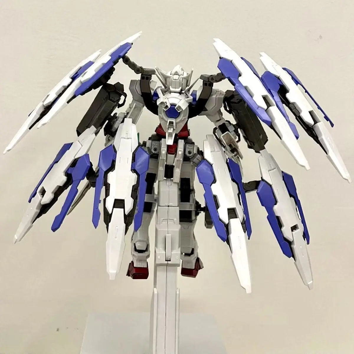 

Daban 8816a Mg 1/100 Astraea Robot Assembly Model Kit - Gny-001 Collectible Action Figure Plastic Model Statue For Hobbyists