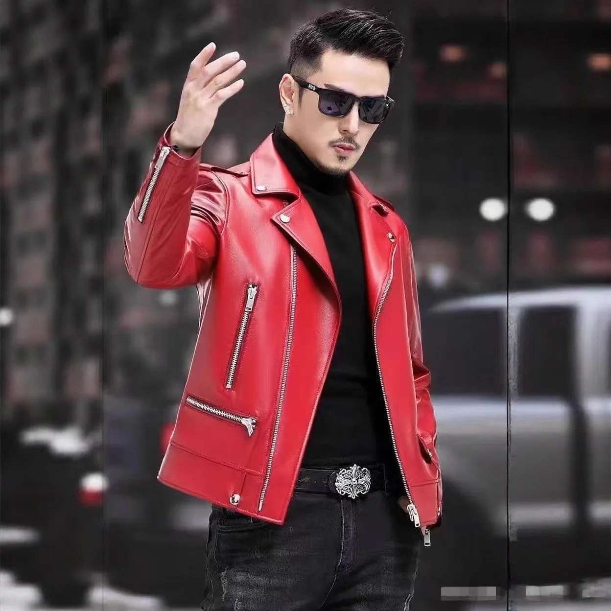 

2026 мужская осенняя новая модель, короткая приталенная модель, красивая молодежная куртка из искусственной кожи с косой молнией и лацканами
