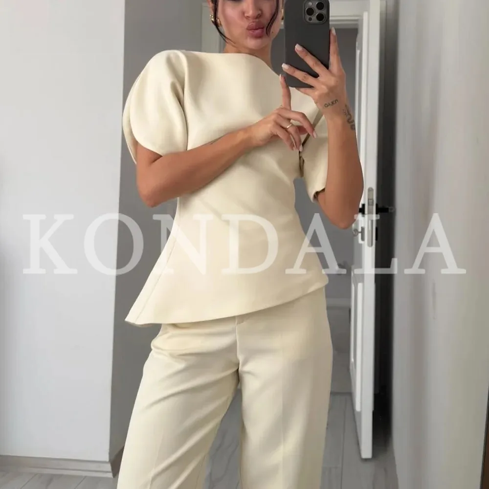 KONDALA 2026 Primavera Verão Blusas Elegantes Femininas com Mangas Bufantes Moda Preto e Branco Sólido com Zíper para Praia e Festa