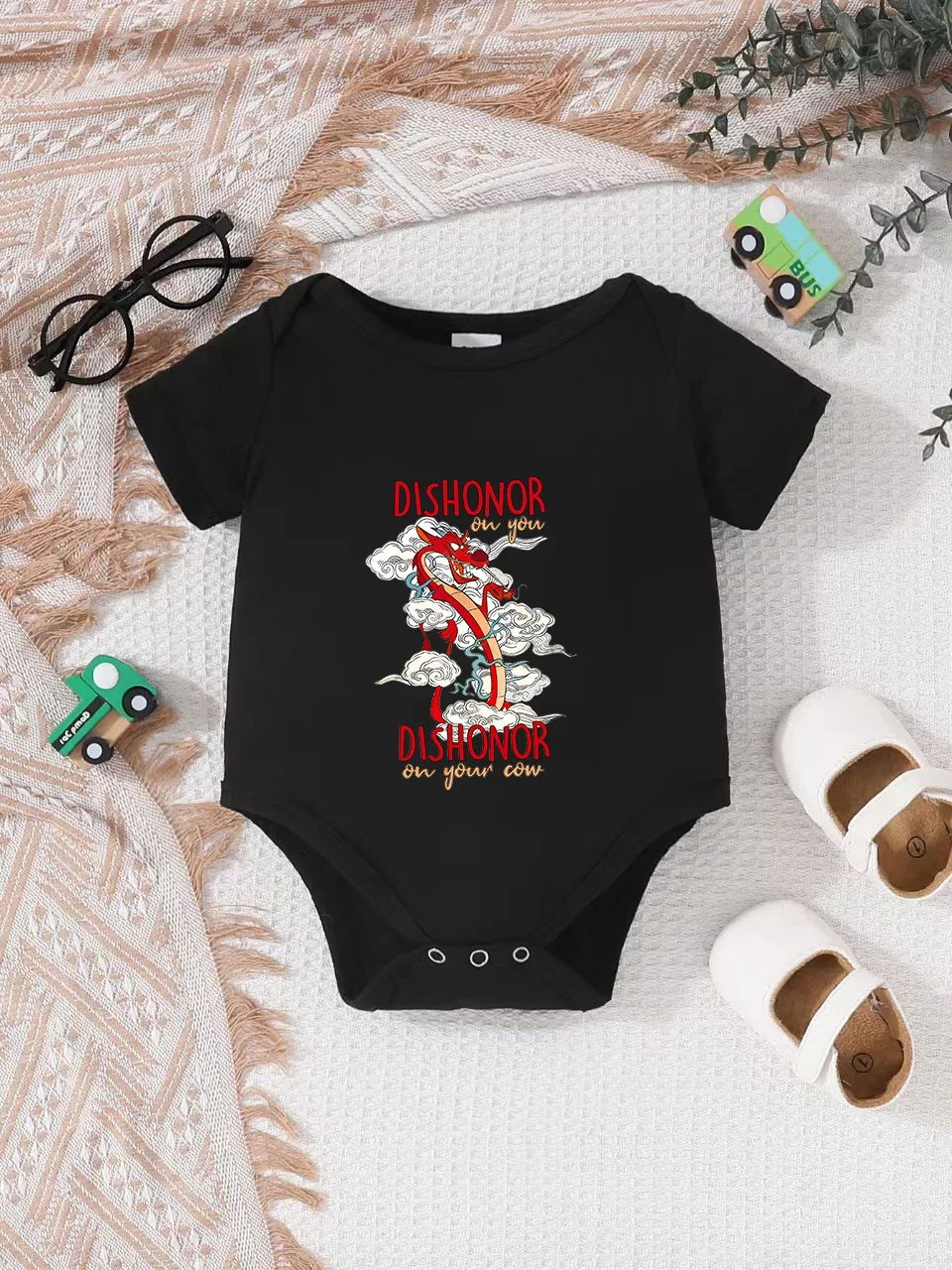 

【Официально лицензировано】 Детский трикотажный комбинезон Disney «Мушу»: принт «Дракон Мушу» из фильма «Непобедимый», мягкая комфортная ткань