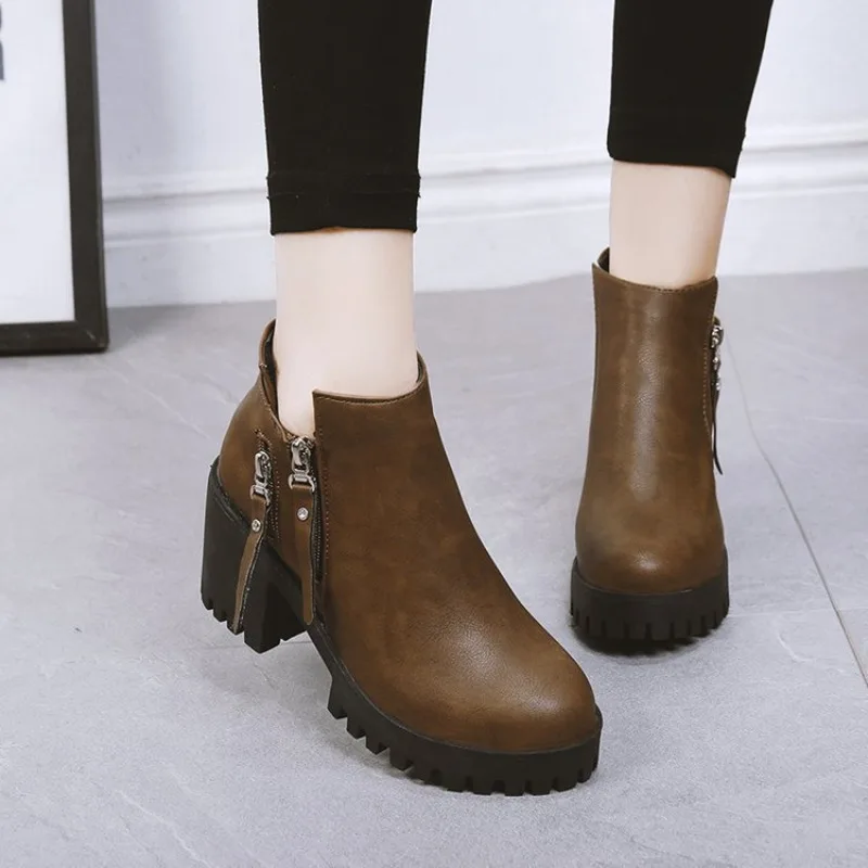 

Women's Ankle Boots 2025 Autumn and Winter New British Style Round Head Side Zipper Thick Sole Temperament Women's Shoes