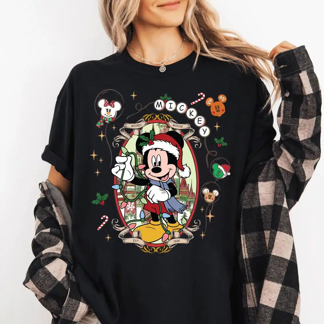 

2025 Рождественская летняя футболка с Микки Маусом Disney для мальчиков и девочек, семейный комплект, летняя свободная повседневная футболка из 100% чистого хлопка с принтом