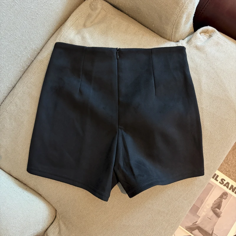 Solid Color 2026 Autumn and Winter New Minimalist High Waist Holiday Shorts Femininity Versatile Casual Fashion Short Pants