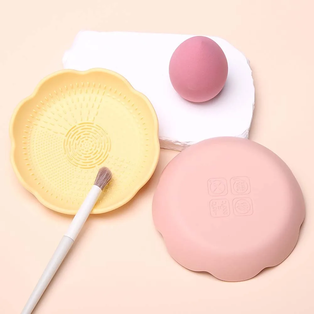 3 Colors Silicone Makeup Brush Cleaner Cosmetic Brush Holder Multifunction Brush Cleaning Mat Flower Shape