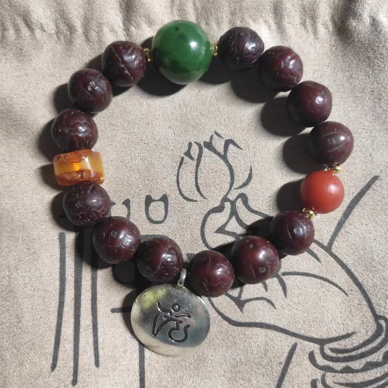 1 Buah/Lot Gelang Bodhi Hyaceng Gondok Tua Kacang Kayu Tibet Dihiasi Amulet Gosip Jiugong Perak Tibet