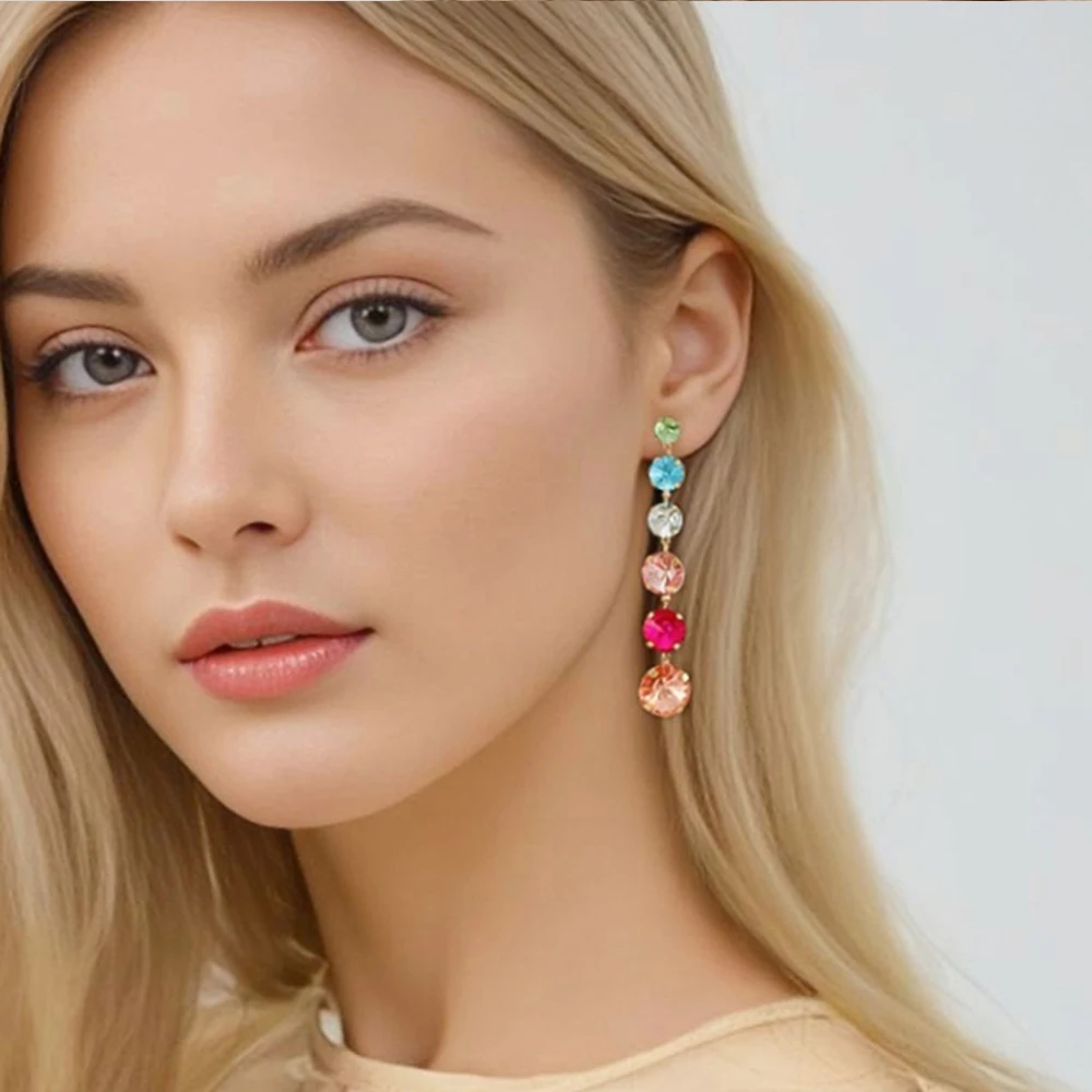 أقراط متدلية بشرابة طويلة للنساء ، متدلية زجاجية مرصعة بالكريستال ، مجوهرات ملونة لامعة ، أزياء رائعة حلوة ، سحر فاخر