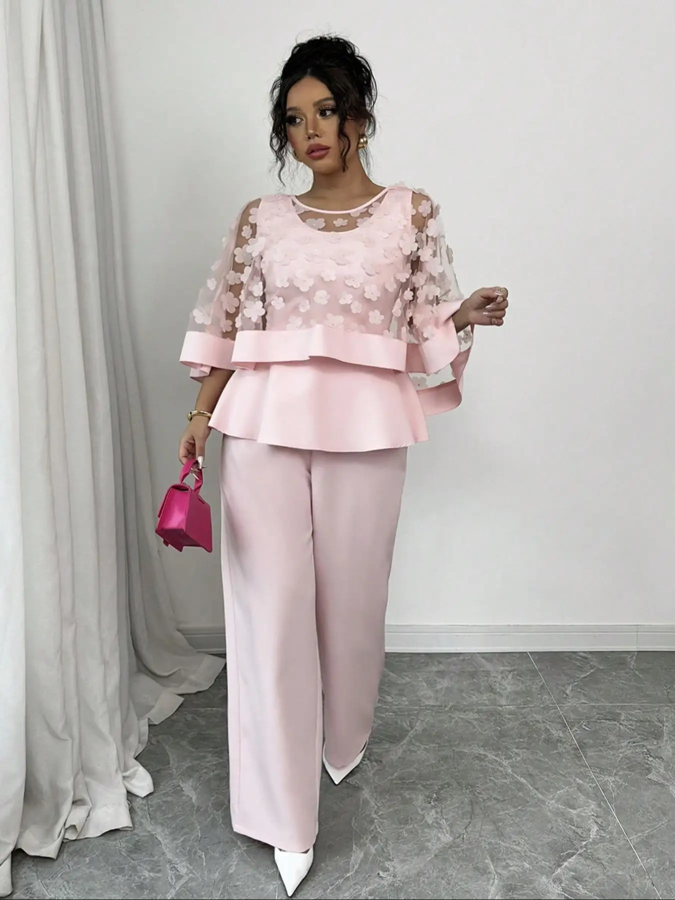 

Женский комплект из двух предметов больших размеров, повседневный цветочный и простой дизайн, средней толщины на все сезоны