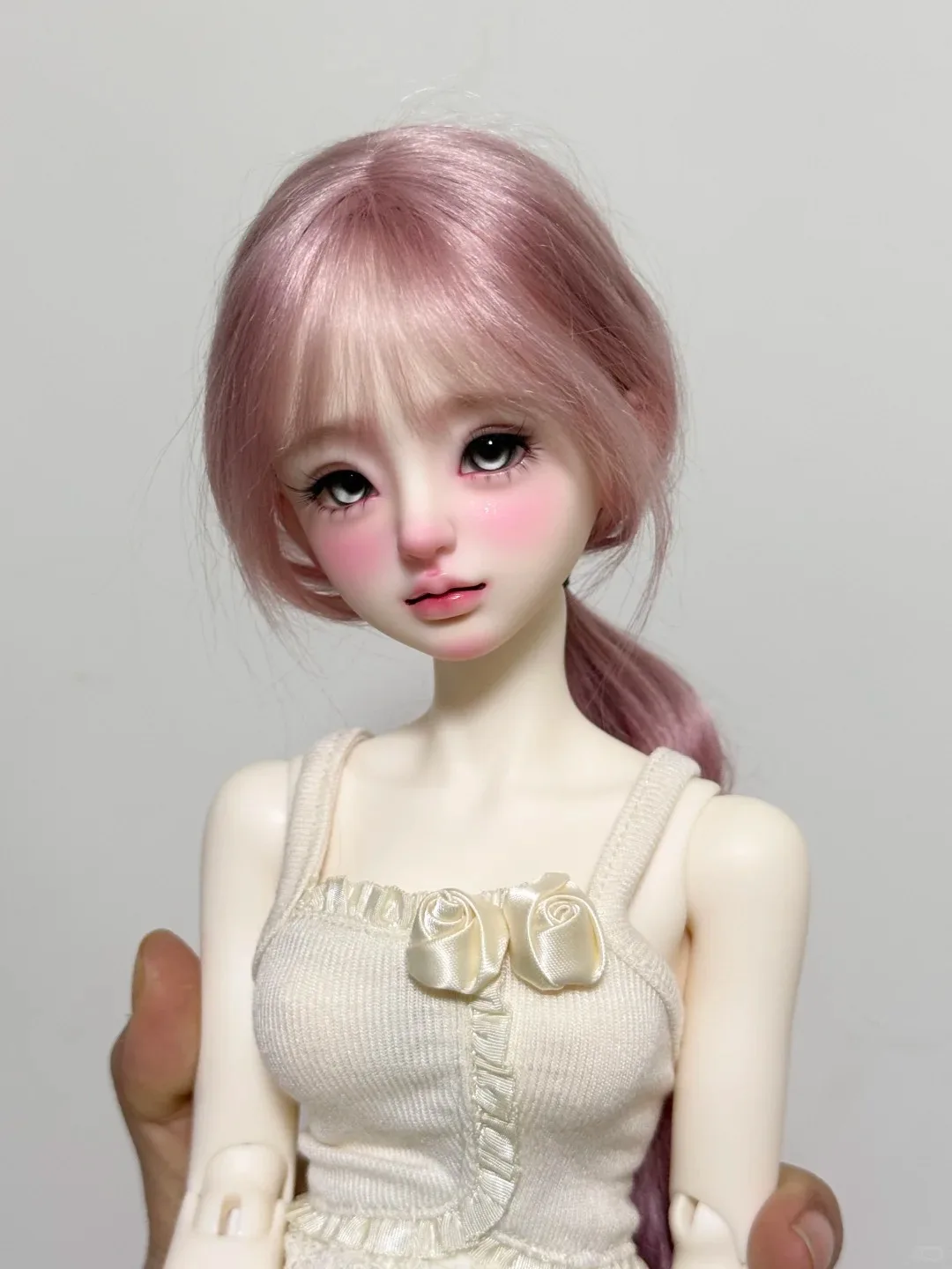 Nuova versione della bambola BJD 1/4 Yuri; bellissima bambola Daili in resina di alta qualità, regalo di compleanno con articolazioni mobili.