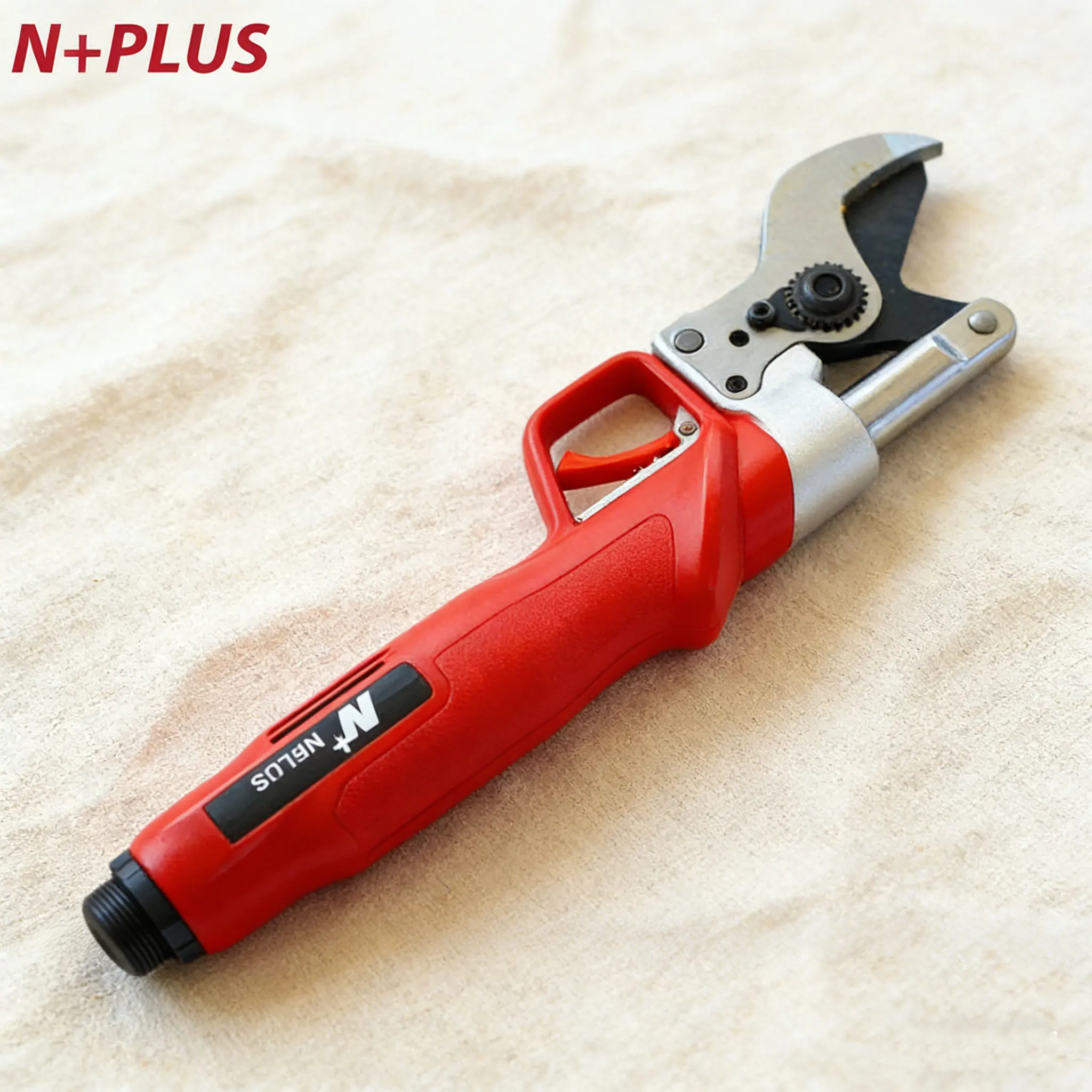 

Professional Pruning Shear New Energy 40mm SK5 Blade Big Capacity Battery Pack Efficient Electric Secateurs Pruning Scissors