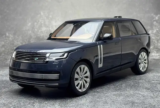 1/18 New Arrival Special Price Diecast Metal 2022 UK Luxury Prestige Long Wheelbase SUV Model Furniture Display Toys Children