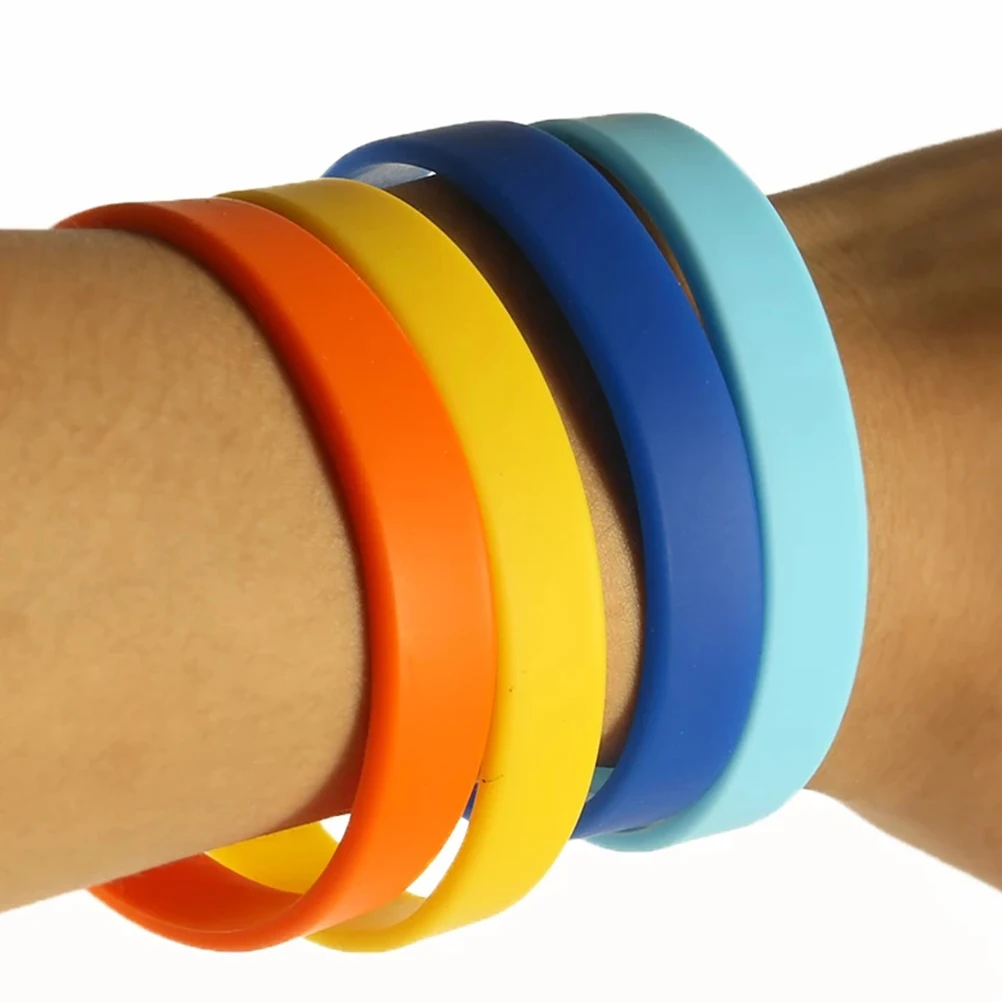 

12 Pcs Party Bracelets Birthday Favors Kids Wristbands Silicone Bands White Black Green Blue Yellow Purple Pink