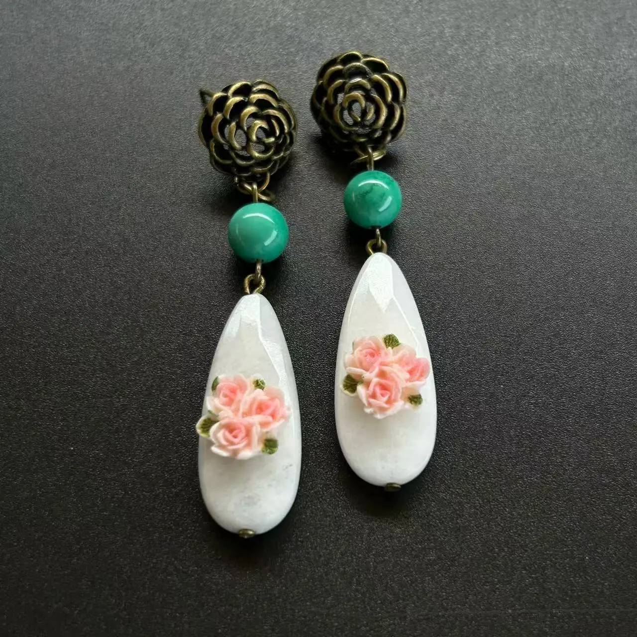Medieval vintage original design natural stone white chalcedony water drop inlaid flower earrings turquoise earrings