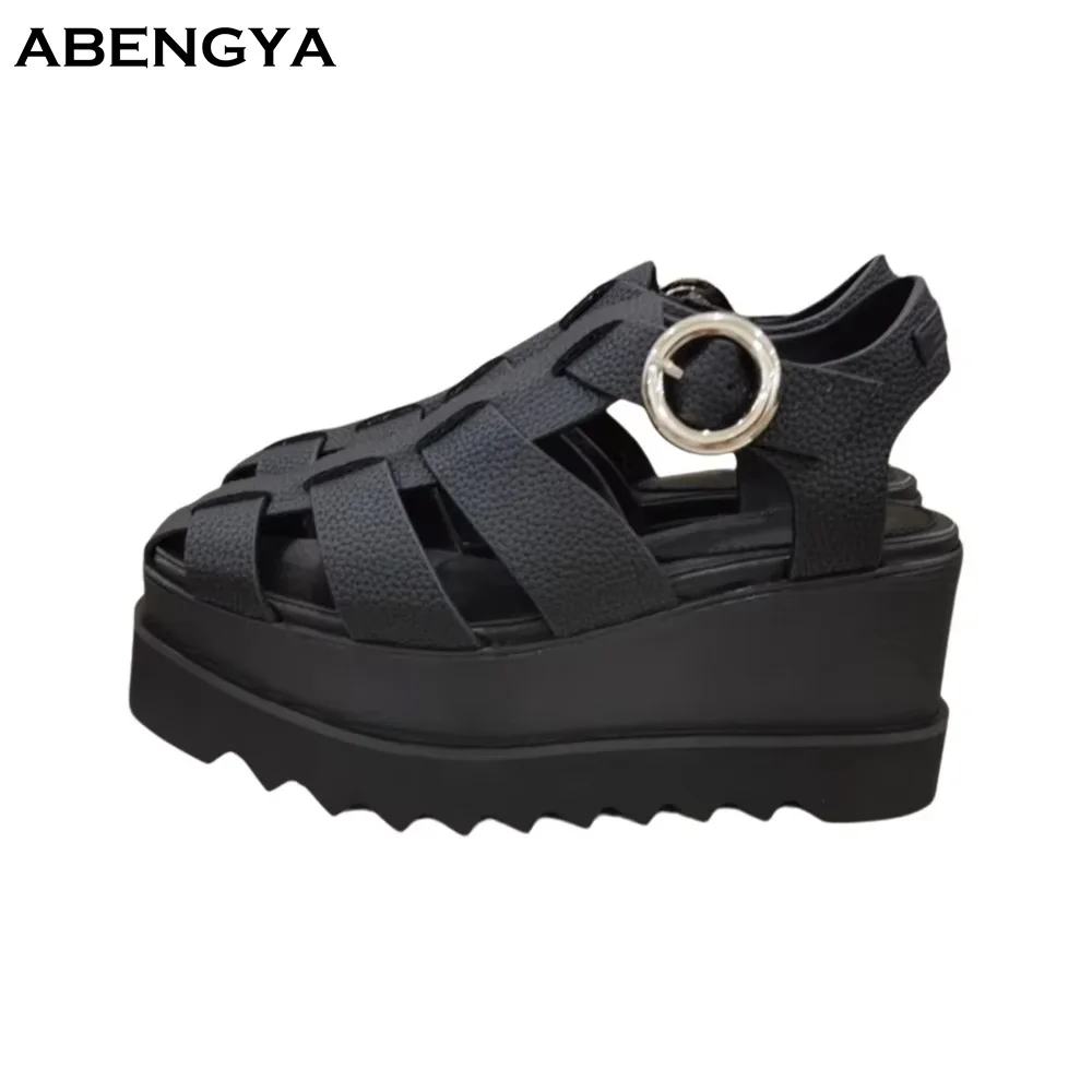 Summer New Leather Gladiator Sandals Women Hollow Out Weave Flat Heels Dress Shoes Designer Casual Party Wedding Shoes For Women