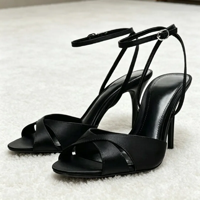 Unique Metalized Pattern Cross Tied Heel Sandals for Women Fashion Ankle Strap Buckle Open Toe Heels Luxury Brand Designer Shoes