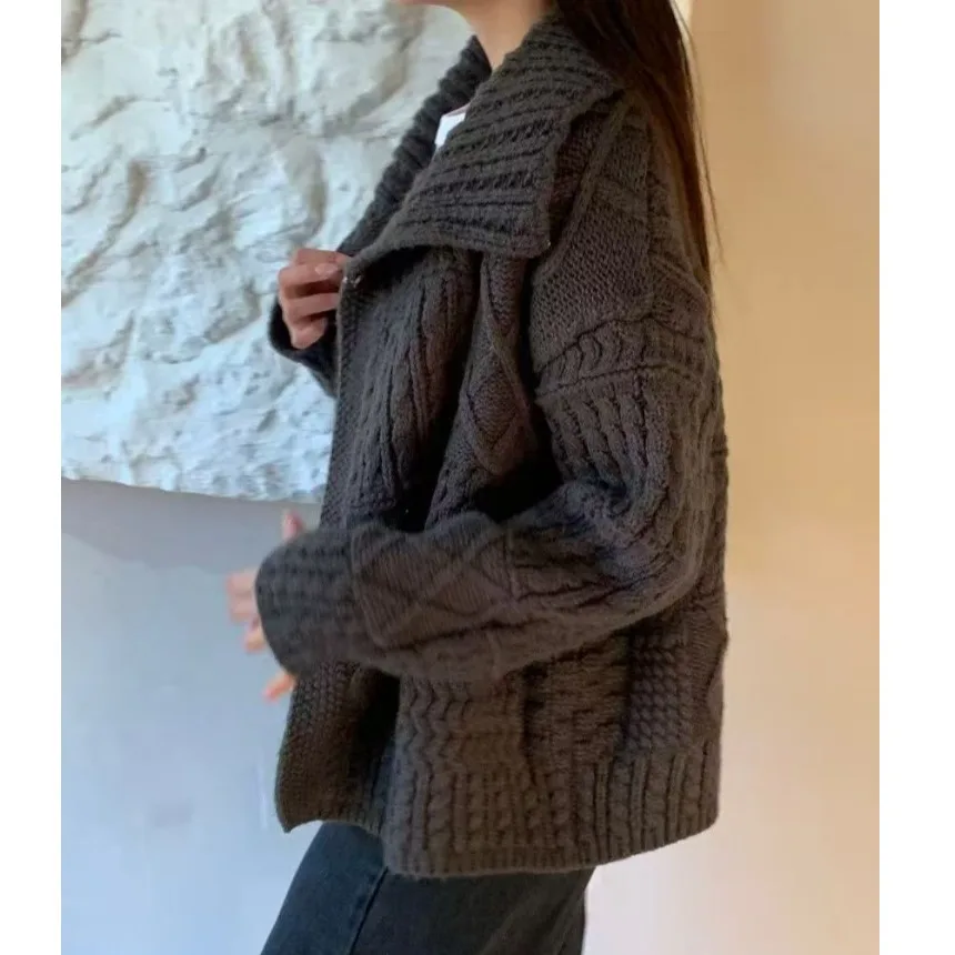 سترة نسائية كورية أنيقة من Thiened فضفاضة غير رسمية كسول Hanrt Thi إبرة متماسكة سترة بيضاء مفتوحة