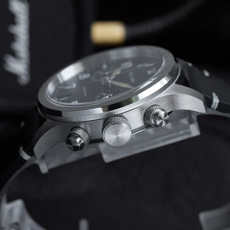 Baltany 2025 جديد ساعة كوارتز رجالية Vk64 مضيئة الياقوت الزجاج ريترو التقويم الفولاذ المقاوم للصدأ مقاوم للماء 100 متر Reloj Hombre