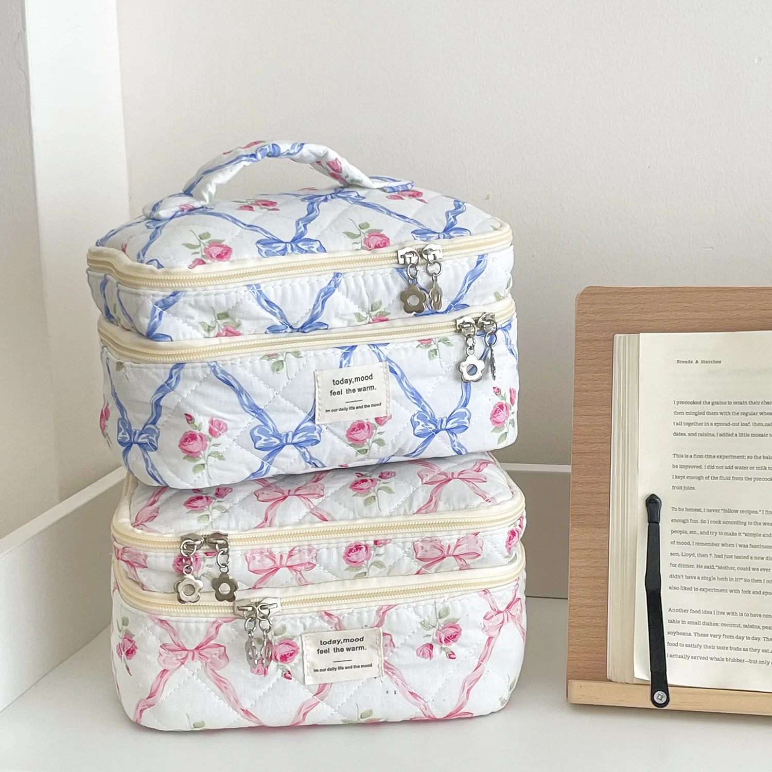 YT Portable Cosmetic Storage Bag with Bow and Floral Design, Double-Layer Makeup Bag, High-Value Ins-Style Large Capacity Toilet