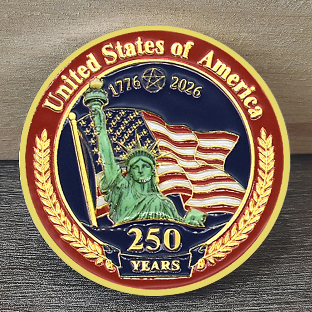

USA 250th Anniversary Commemorative Coin Statue of Liberty & American Flag Design 1776–2026 Patriotic Collectibles Gift
