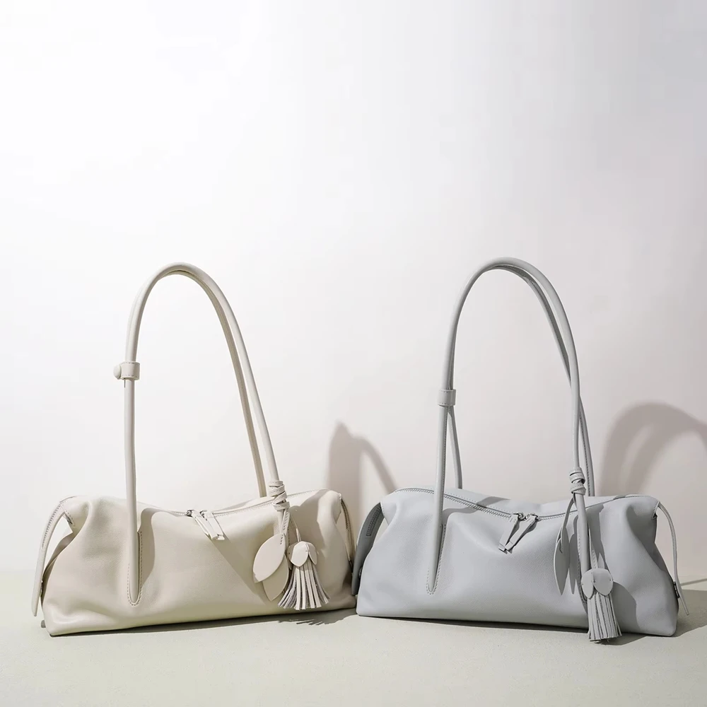 

﻿ 2026 New Women's Casual Genuine Leather Shoulder Bag Large Capacity Soft Pillow Handbag Underarm Tote For Daily Commute